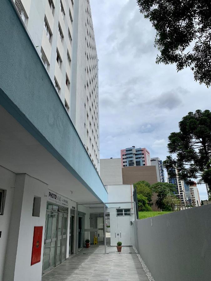 Encantador Suite: Vista Cidade e Cozinha Moderna no Bigorrilho Curitiba Exterior photo
