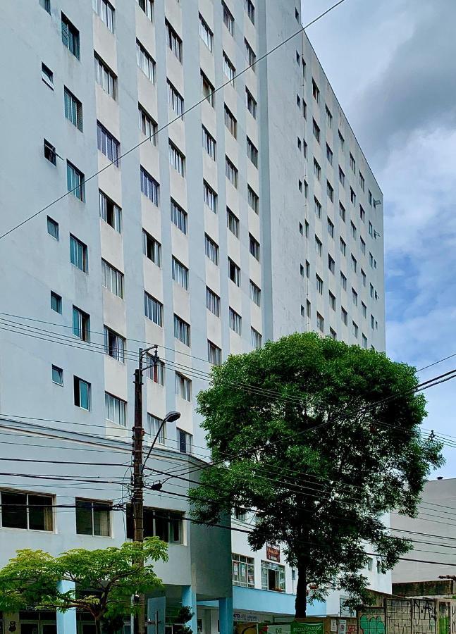 Encantador Suite: Vista Cidade e Cozinha Moderna no Bigorrilho Curitiba Exterior photo