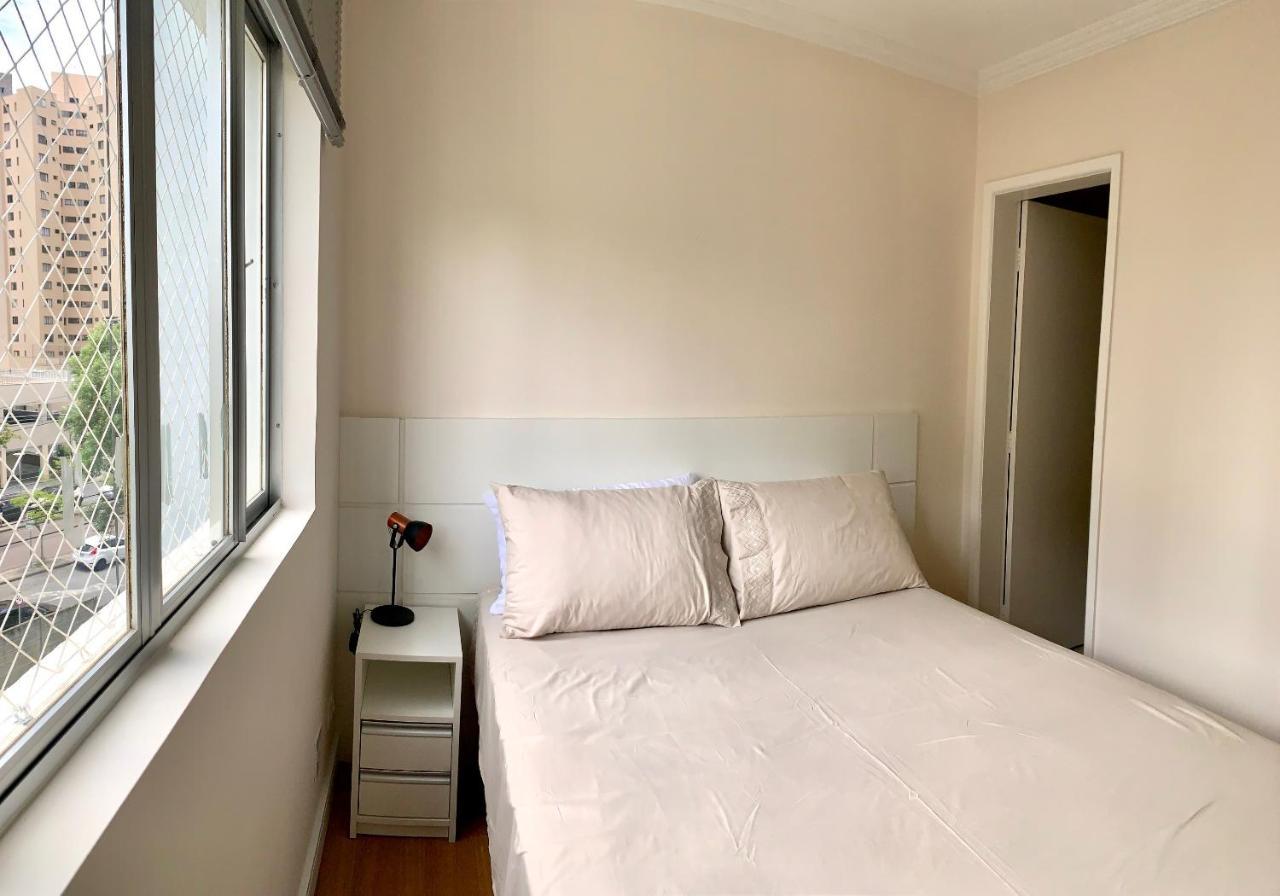 Encantador Suite: Vista Cidade e Cozinha Moderna no Bigorrilho Curitiba Exterior photo